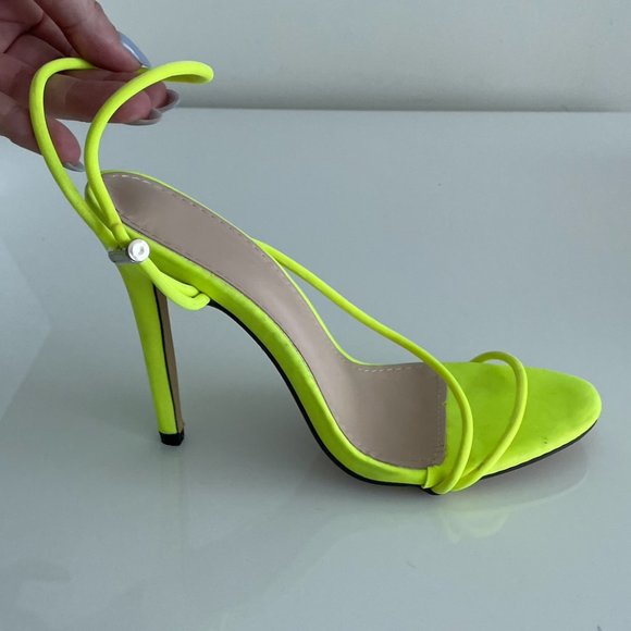 ADVIICD Neon Yellow Sandals Size 40/9.5 - Picture 4 of 5